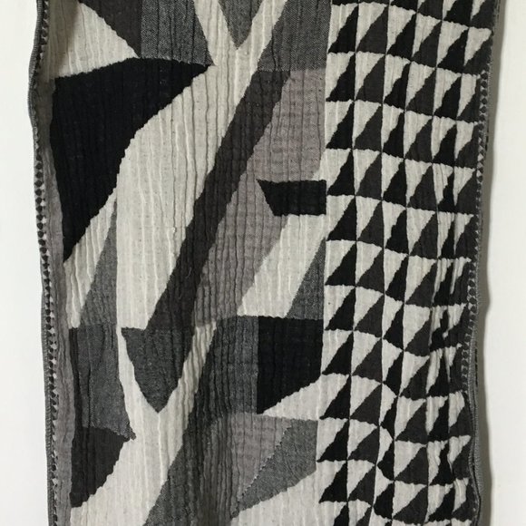 Abstract geometric minimalist modern woven scarf / wrap - Picture 1 of 10